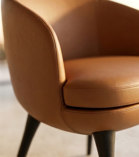 Luxury Modern Accent Chair – Elegant Comfort for Your Space